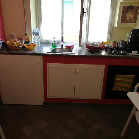 B&B Dimora Di Traiano Terracina Εξωτερικό φωτογραφία