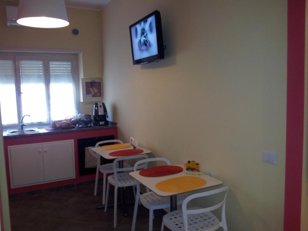 B&B Dimora Di Traiano Terracina Εξωτερικό φωτογραφία